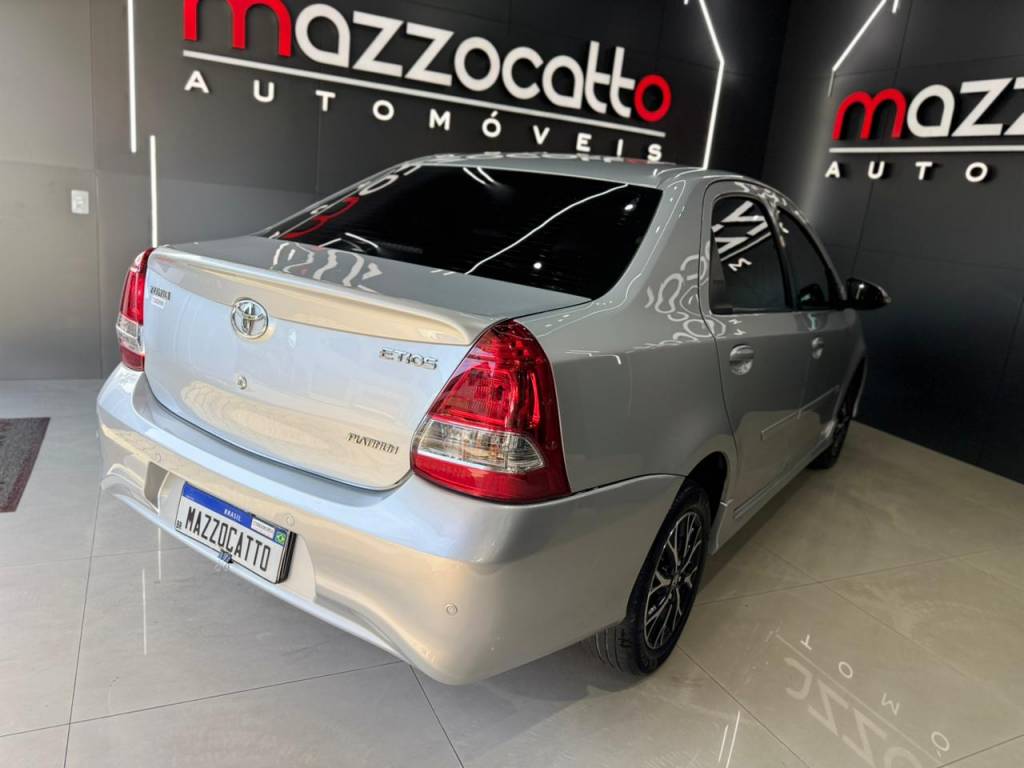 Toyota Etios 1.5 platinum sed. flex aut. 8v    2018