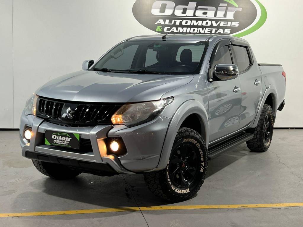 Mitsubishi L200 MITSUBISHI MMC/TRITON SPORT HPE    2020