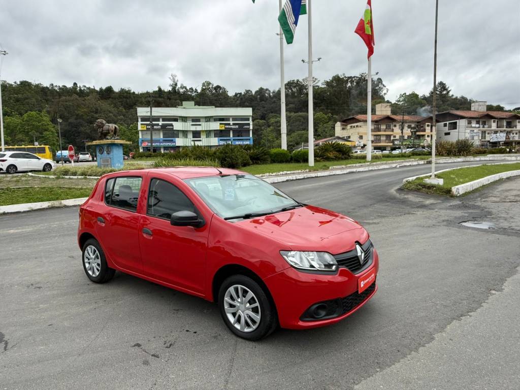 Renault Sandero 1.0    2016