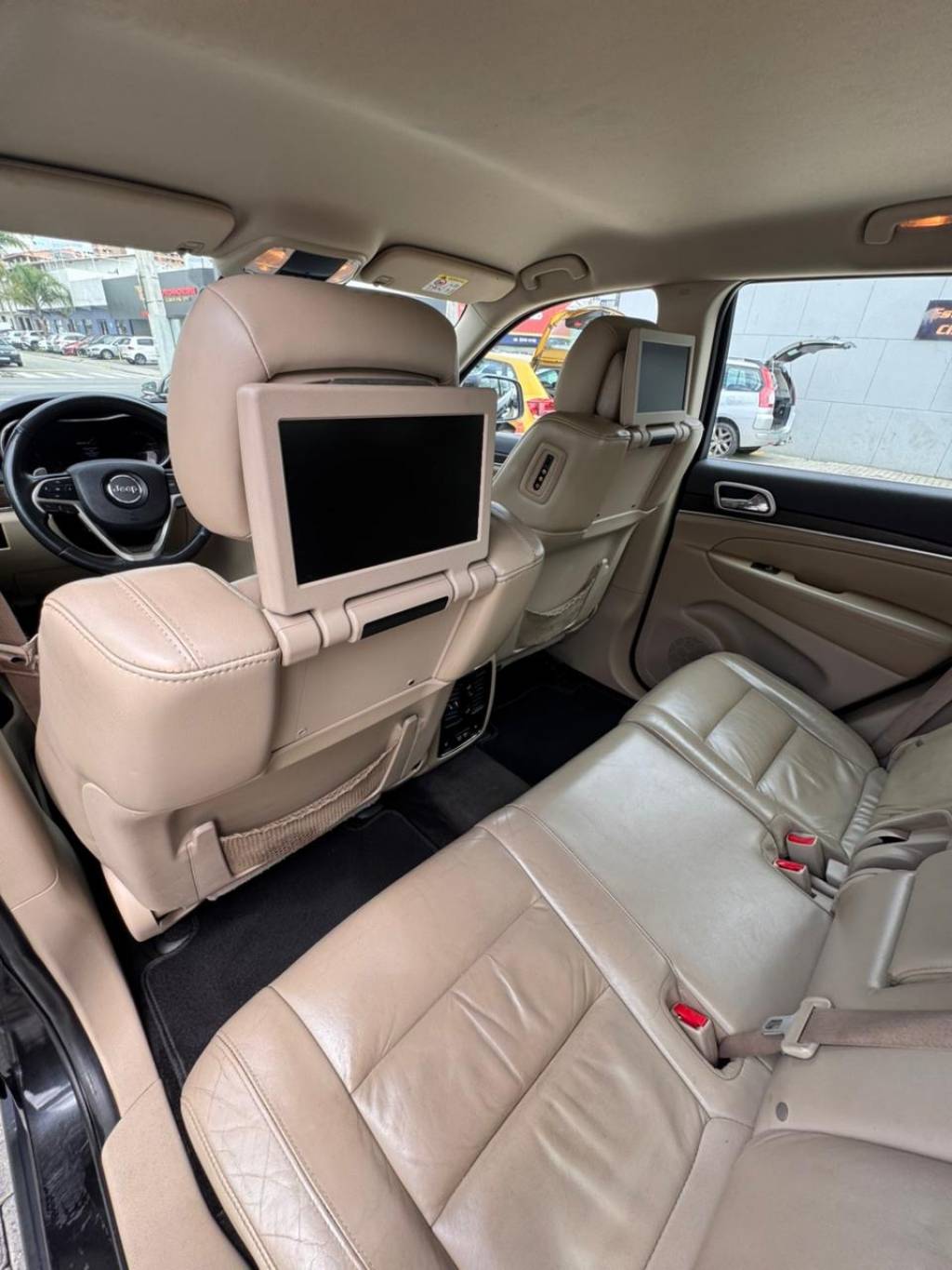 Jeep Cherokee Cherokee limited 3.6 4x4 v6 aut.    2015