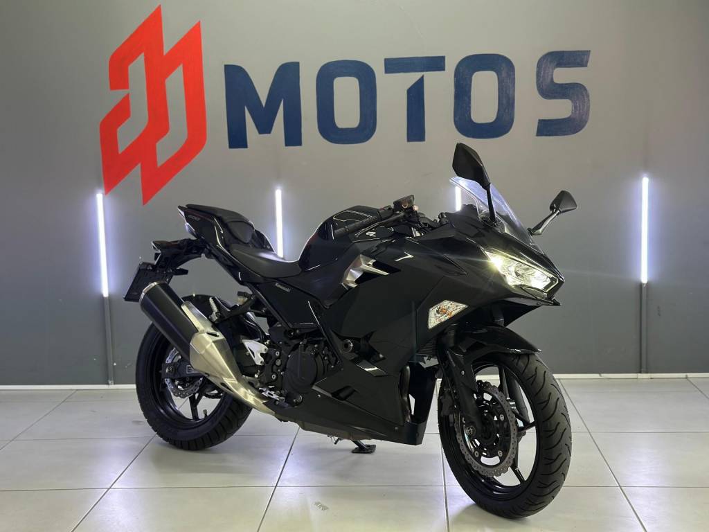 Kawasaki Ninja 400    2019