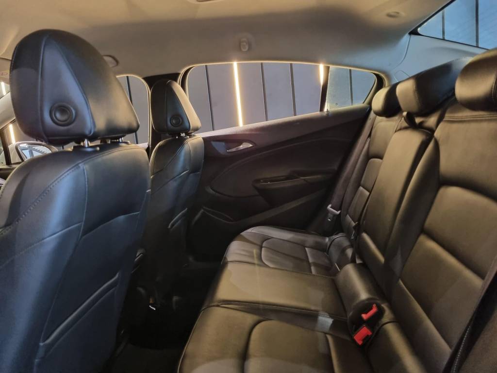 Chevrolet Cruze Lt 1.4 16v turbo flex 4p automático.    2017