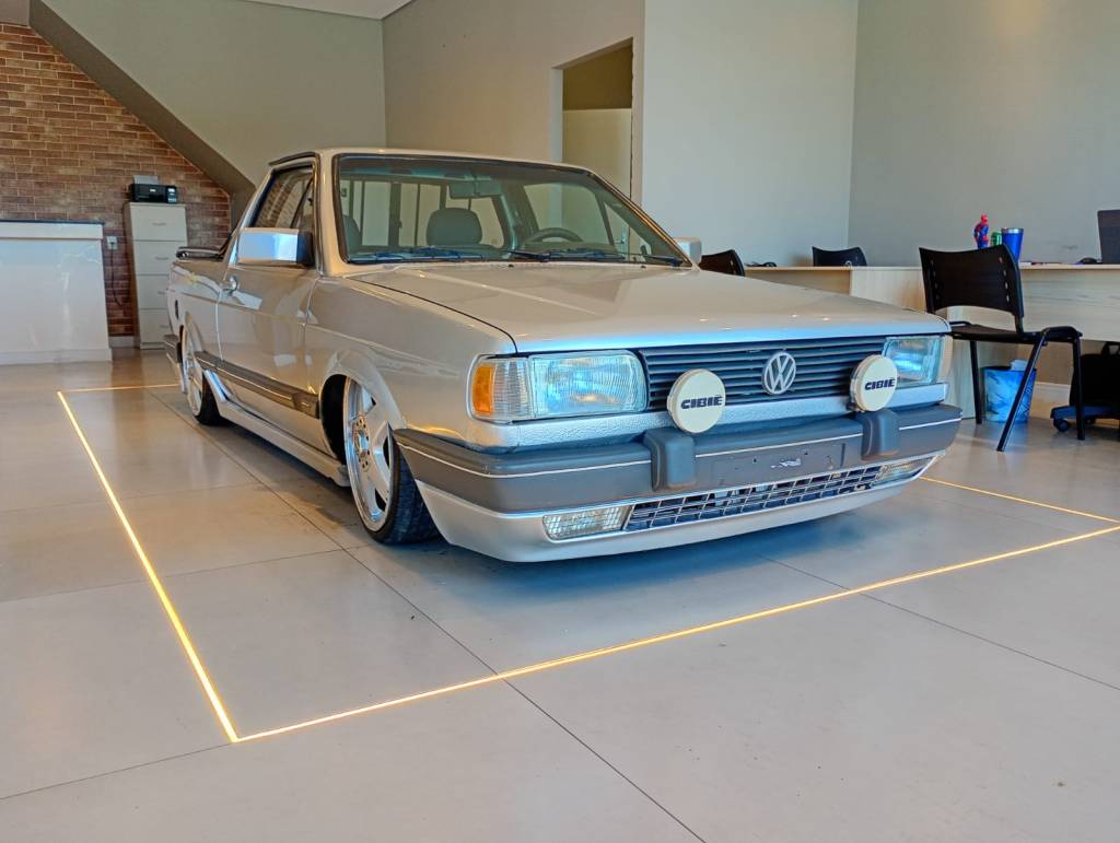 Volkswagen Saveiro 1.8    1994