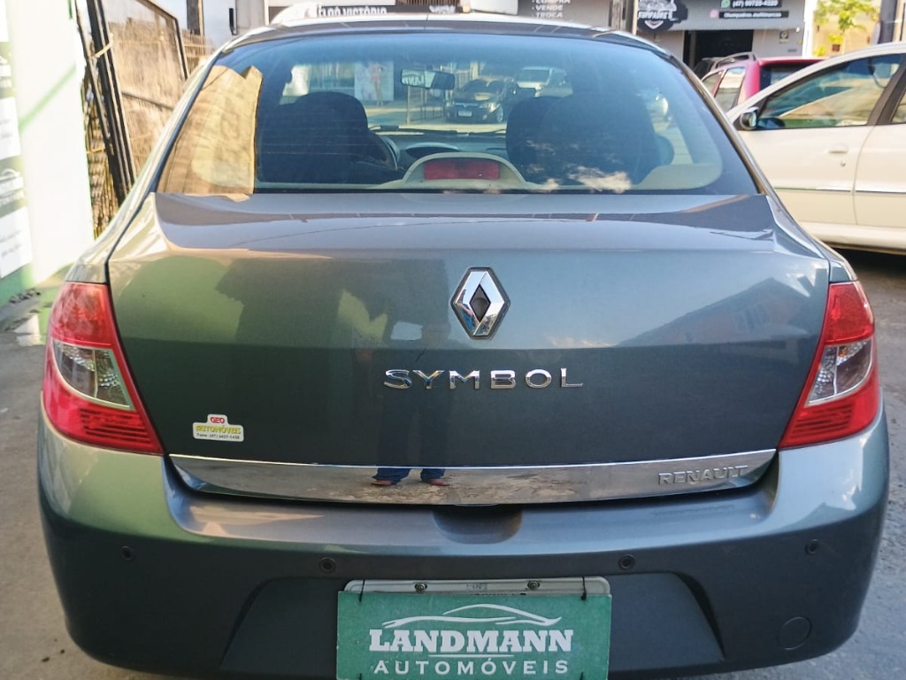 Renault Symbol Privilege 1.6 completo    2013