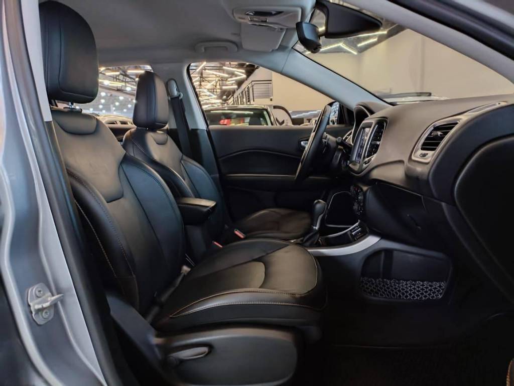 Jeep Compass Longitude 2.0 4x2 flex 16v aut.    2019