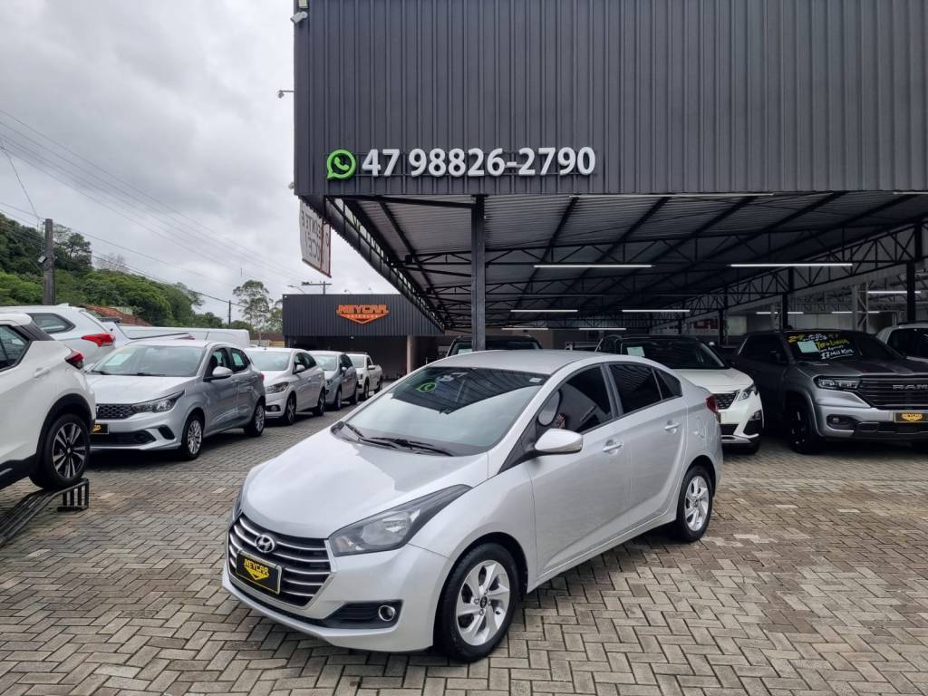 Hyundai HB20S Comfort 1.6 flex manual    2016