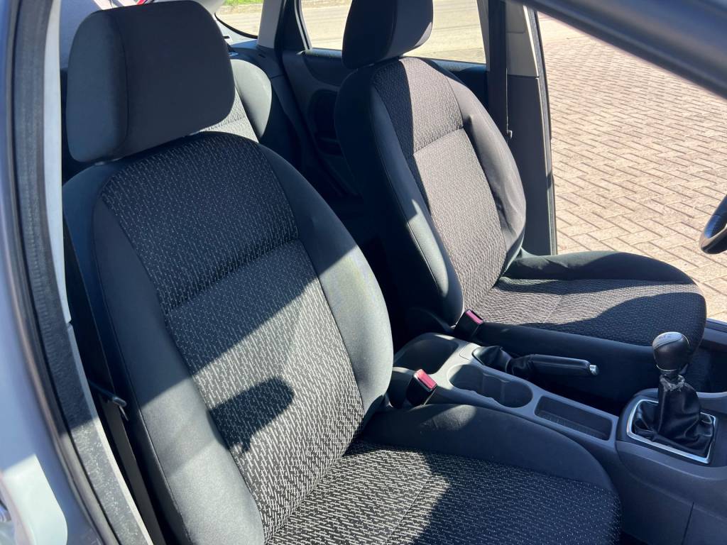 Ford Focus 1.6 s/se/se plus flex 8v/16v  5p    2011