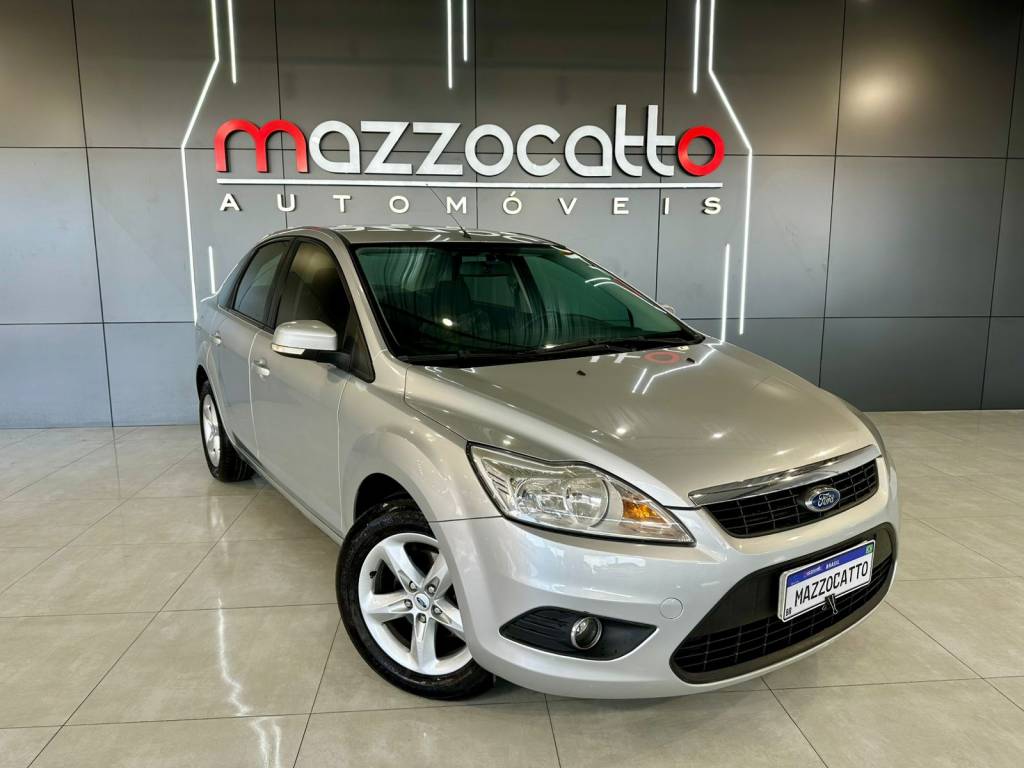 Ford Focus 2.0 FLEX 16V    2009