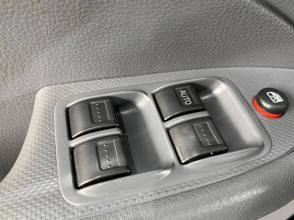 Honda Civic Lx 1.7    2003