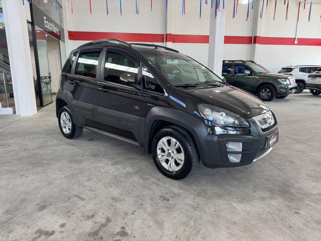 Fiat Idea Adv./ adv.lock.dualogic 1.8 flex 5p    2015