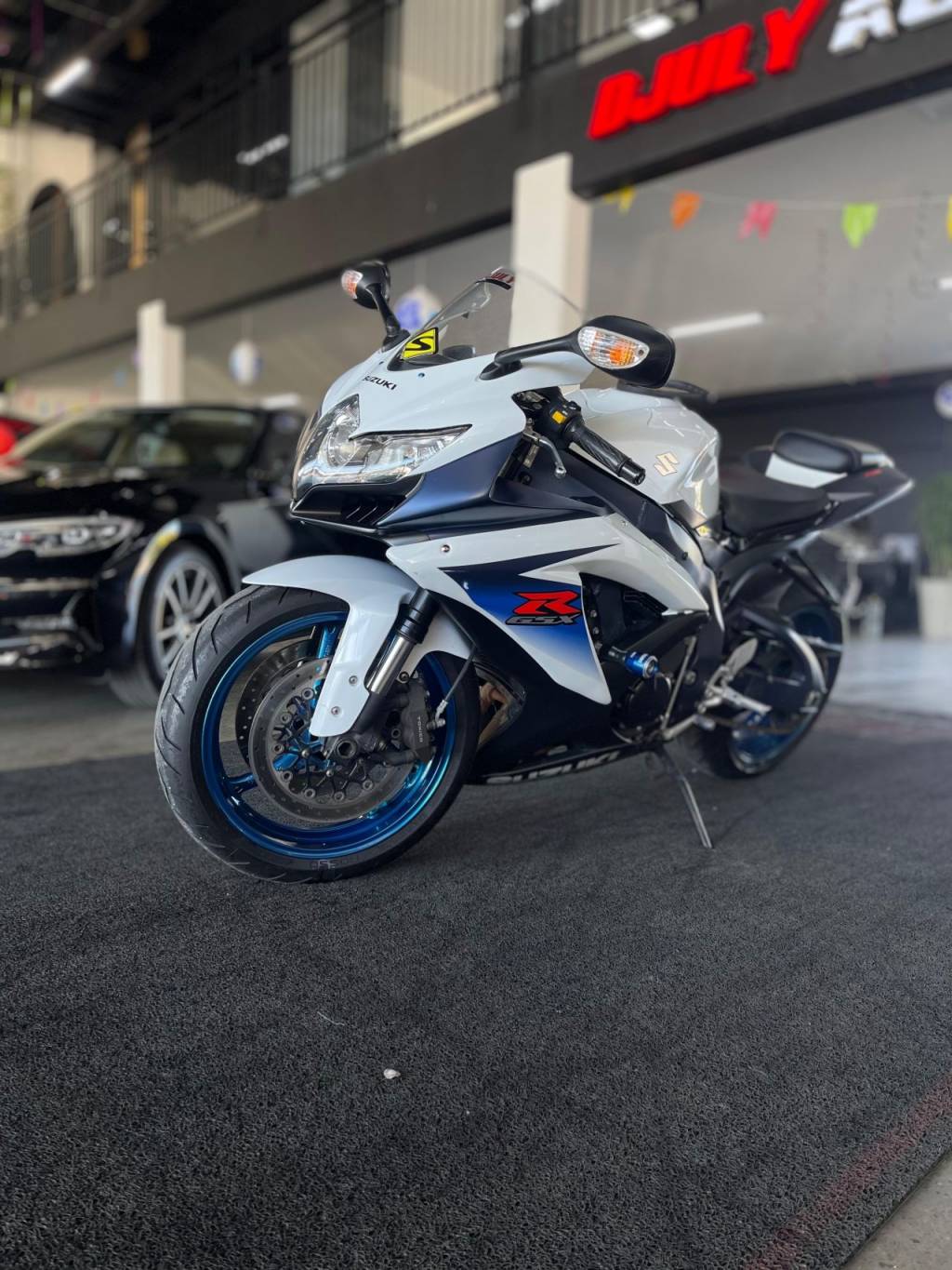 Suzuki GSX GSX-R 750 W SRAD    2013