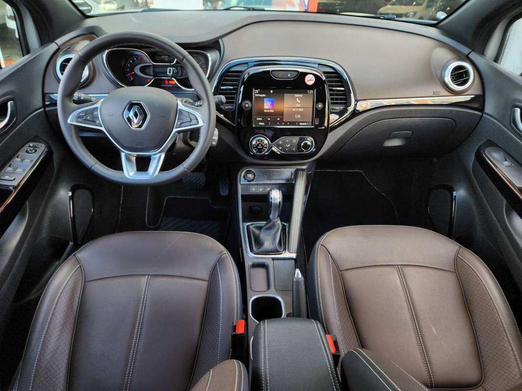 Renault Captur Iconic 1.3 TB 16V Flex 5p Aut.    2024