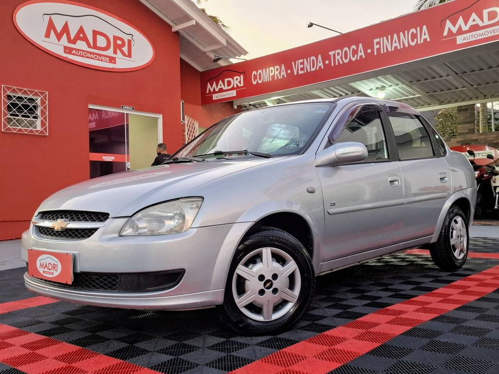 Chevrolet Classic 1.0 8V    2012