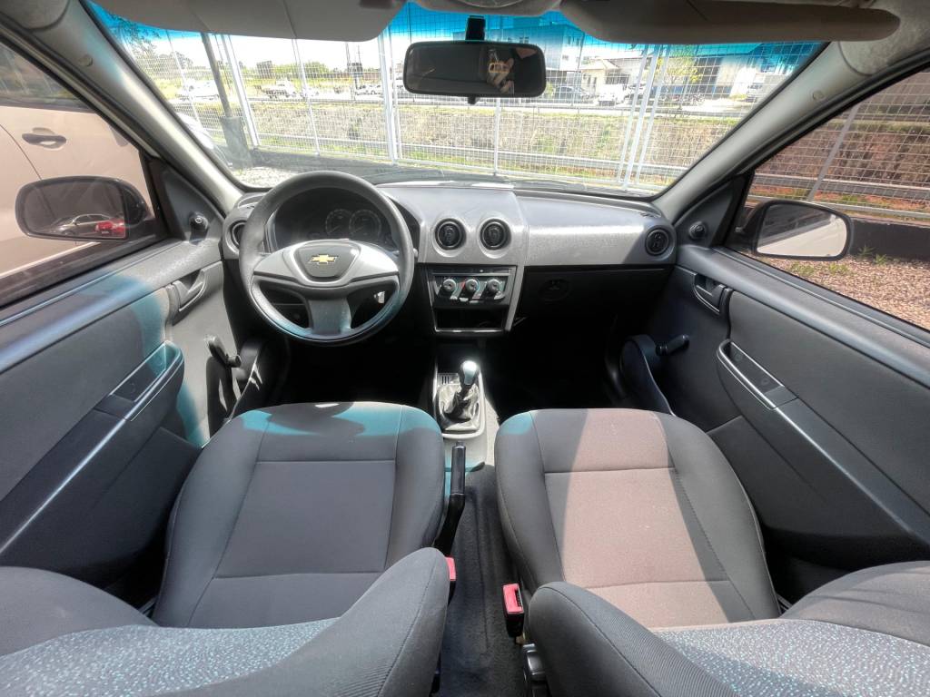Chevrolet Celta 1.0 l ls    2012