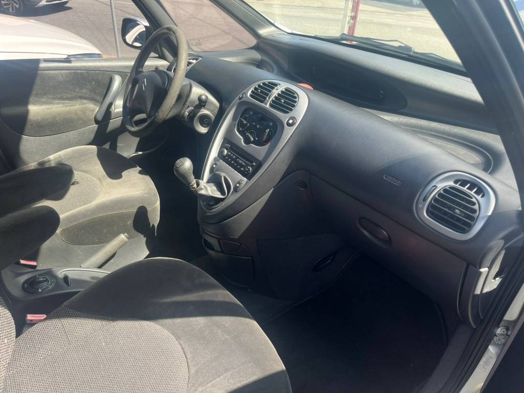 Citroën Xsara Picasso 1.6 citroËn 16v    2012