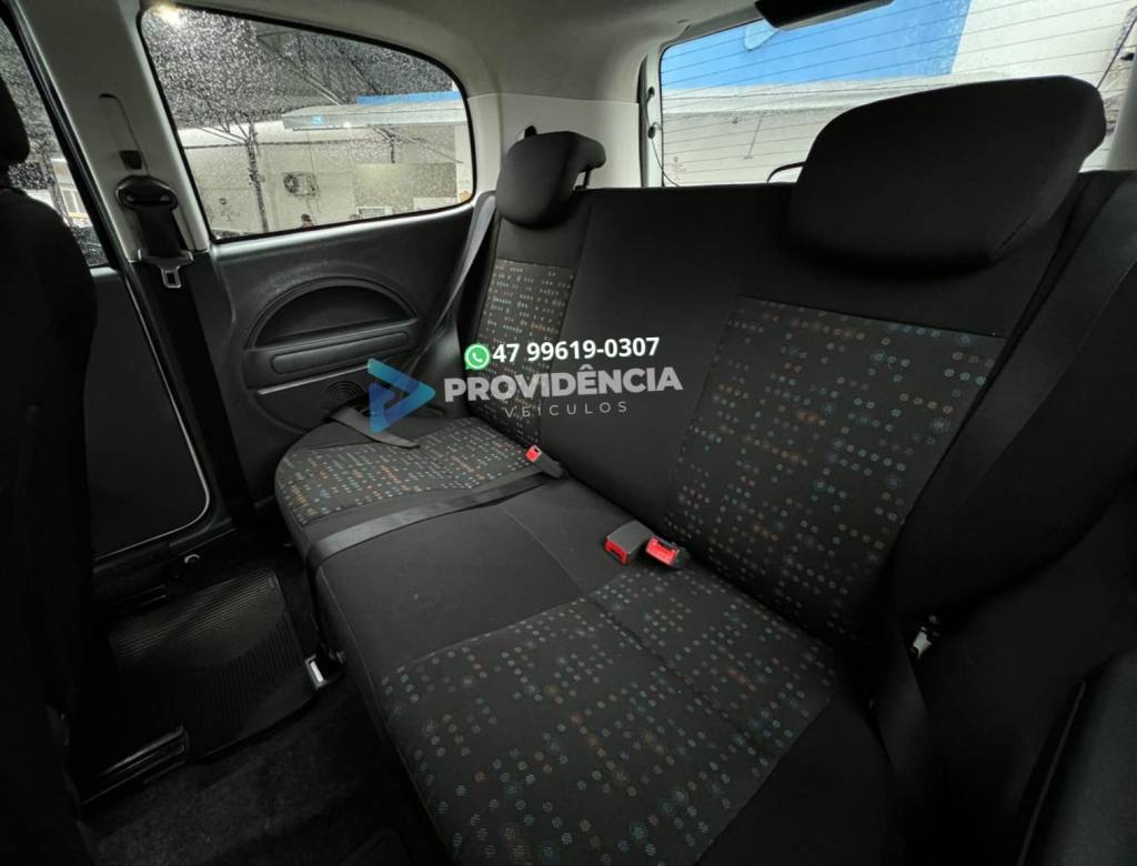 Fiat Uno 1.0 8v    2014