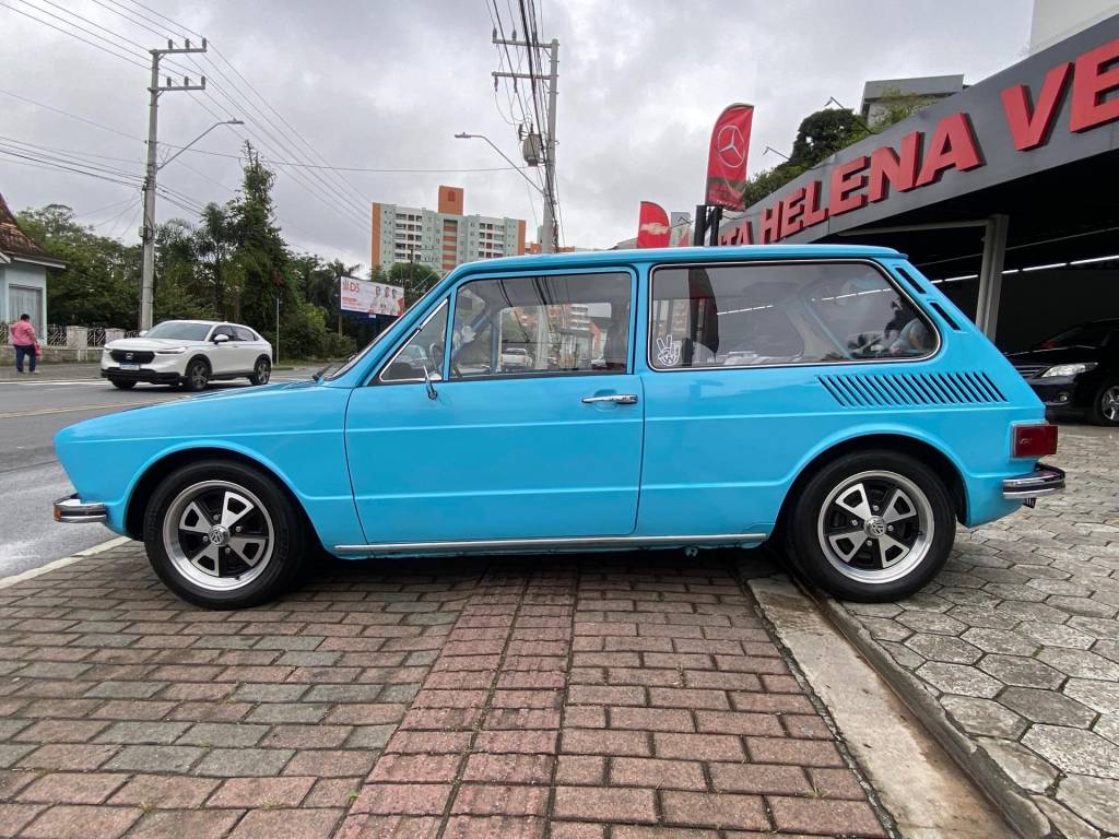 Volkswagen Brasília Placa preta    1975
