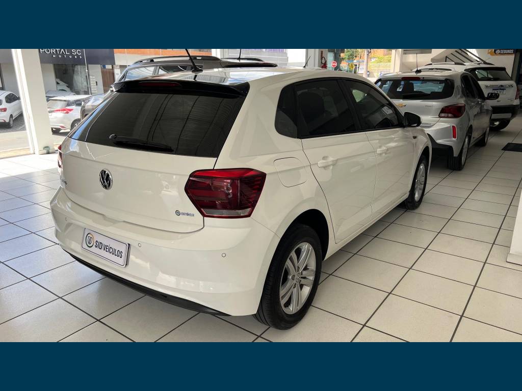 Volkswagen Polo 1.0 flex 12v 5p    2021