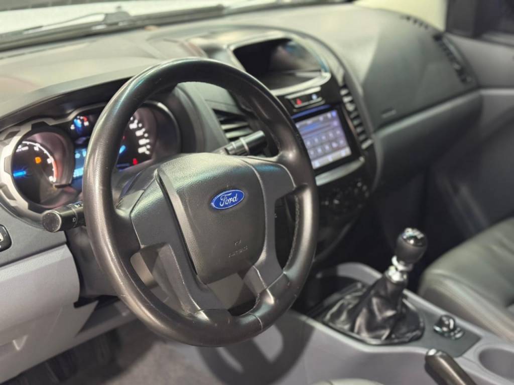 Ford Ranger 2.2 xls 4x4 cd diesel mec. 20v    2014