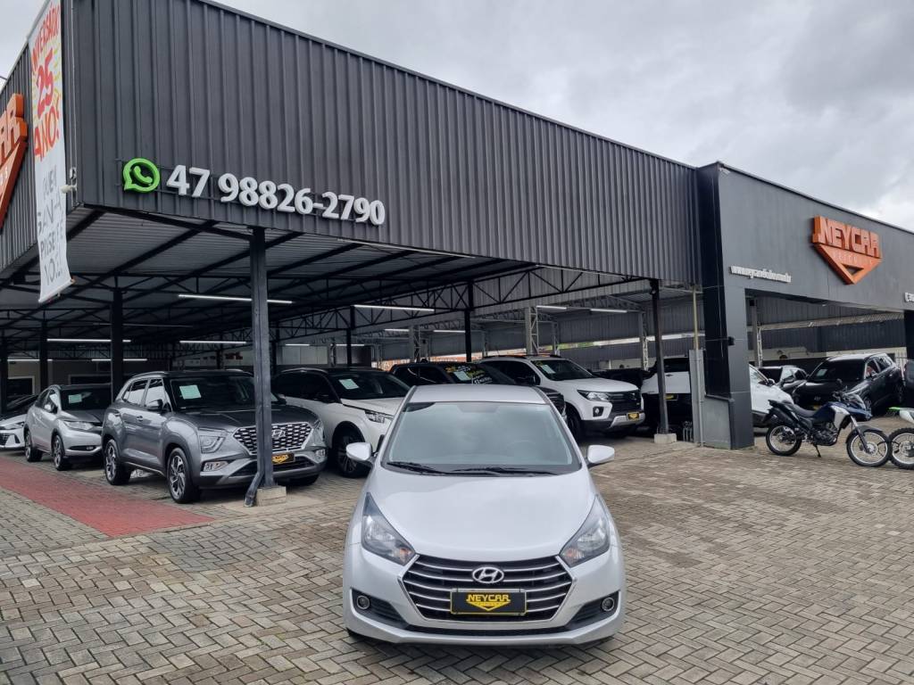 Hyundai HB20S Comfort 1.6 flex manual    2016