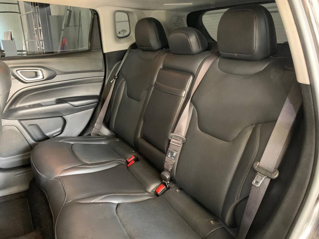 Jeep Compass Longitude    2022