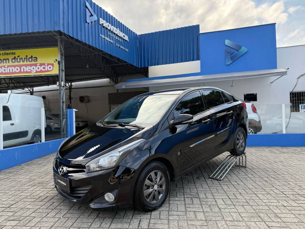 Hyundai HB20S 1.6 16V    2015