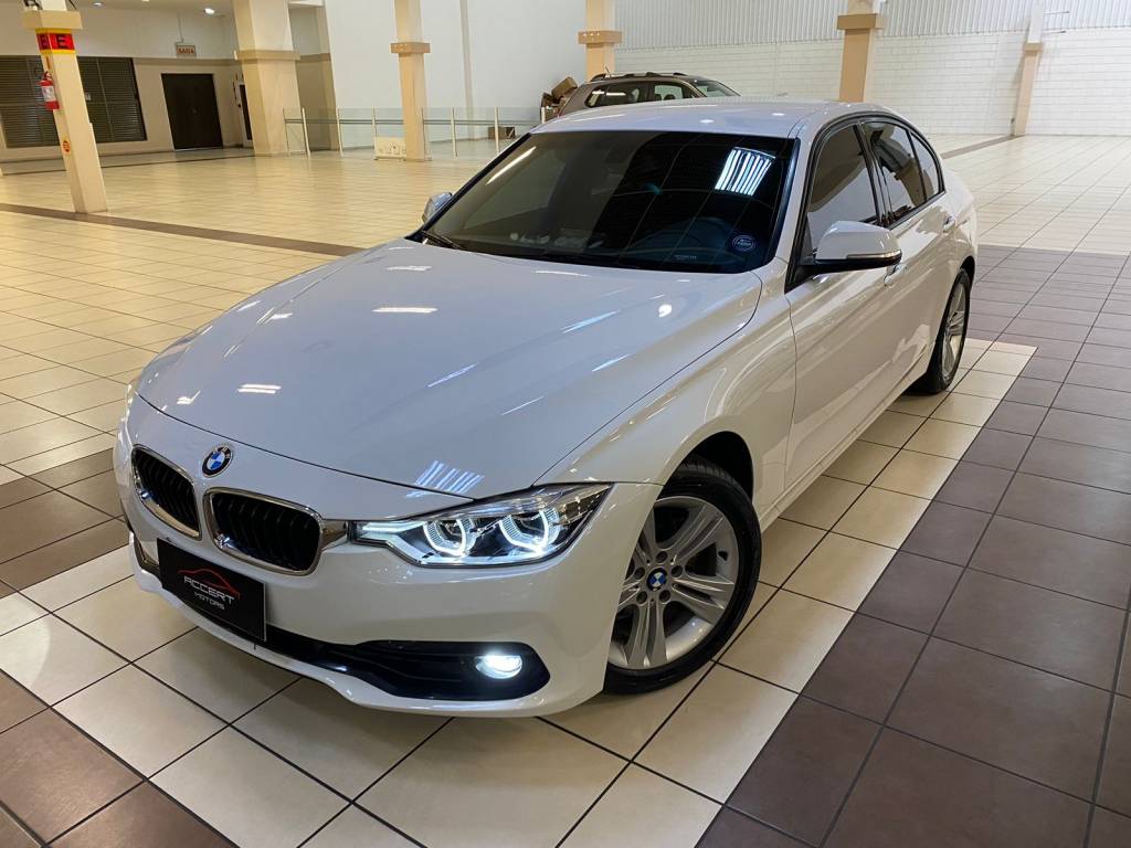 BMW 220i 2.0 8V    2016