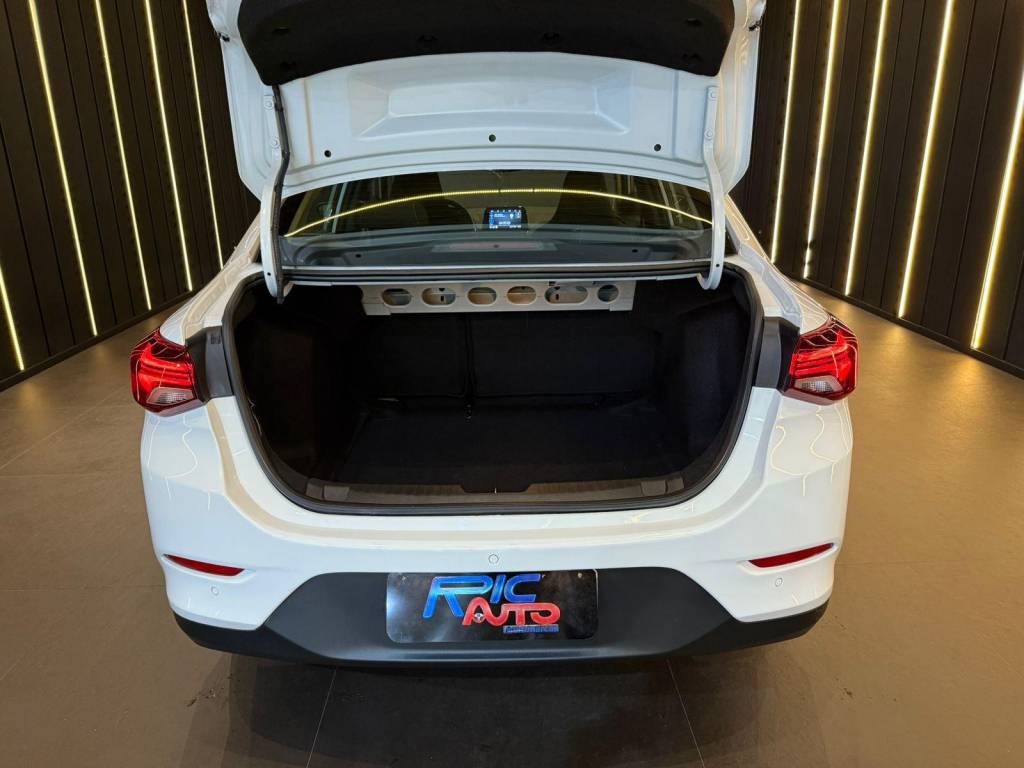 Chevrolet Onix Sedan plus ltz 1.0 12v tb flex aut.    2024