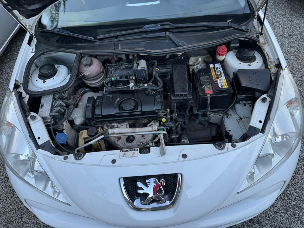 Peugeot 207 Xr sport    2012