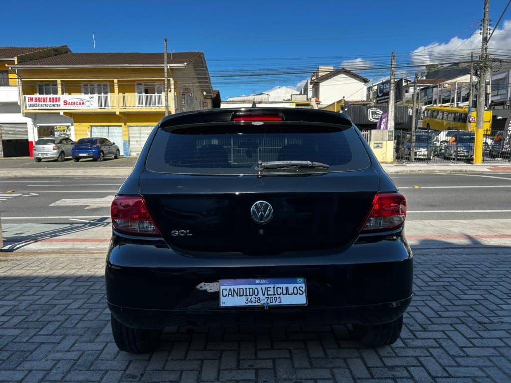 Volkswagen Gol 1.0 8v    2013