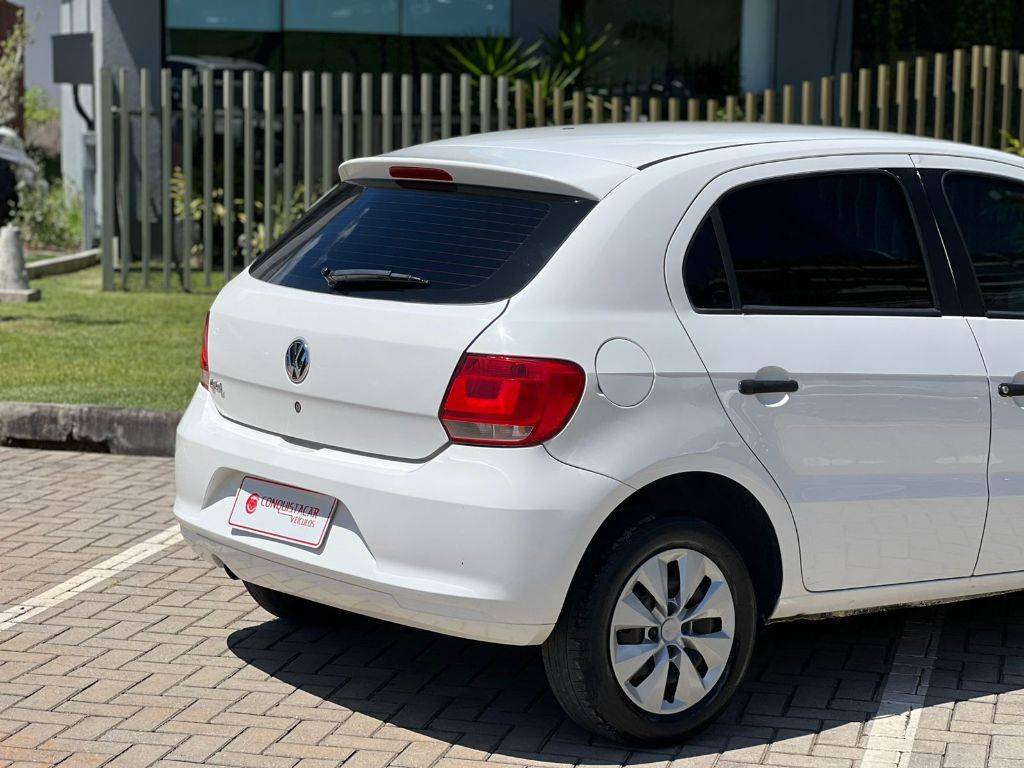 Volkswagen Gol (novo) 1.0 mi total flex 8v 4p    2014
