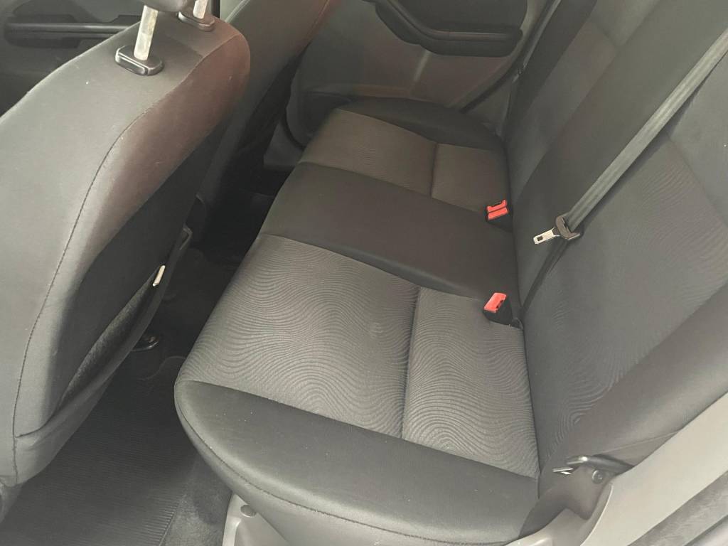Ford Focus 1.6 s/se/se plus flex 8v/16v  5p    2012