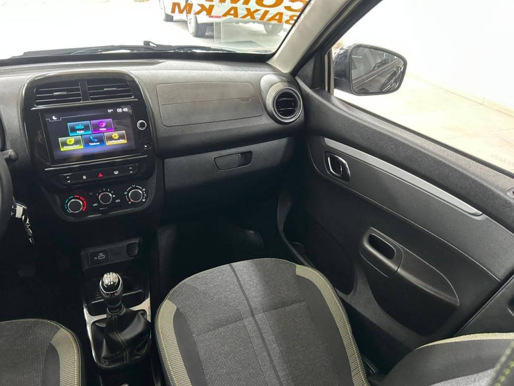 Renault Kwid Outsider 1.0 flex 12v 5p mec.    2025