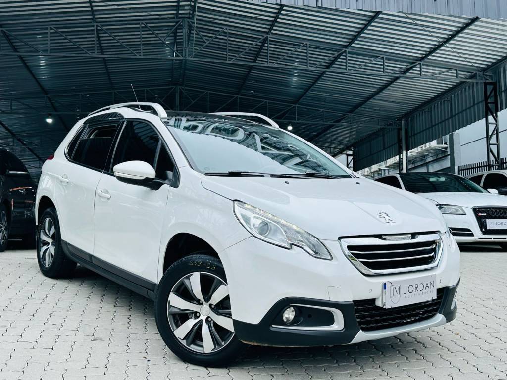 Peugeot 2008 1.6 16v    2017