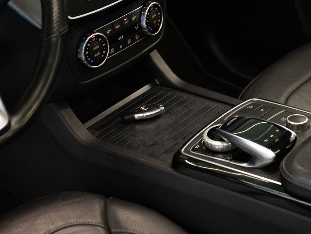 Mercedes Benz GLE 400 3.0 24v    2017