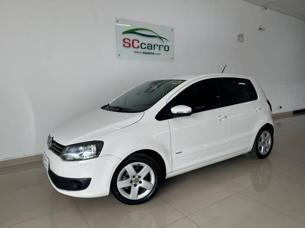 Volkswagen Fox FOX 1.0 MI TOTAL FLEX 8V 5P    2014