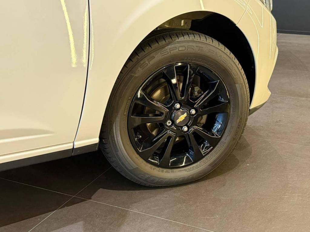 Chevrolet Onix Hatch ltz 1.4 8v flexpower 5p aut.    2015