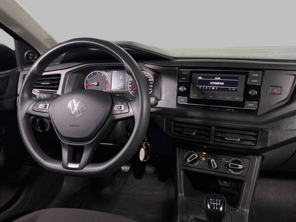 Volkswagen Polo Polo track 1.0 flex 12v 5p mec    2023