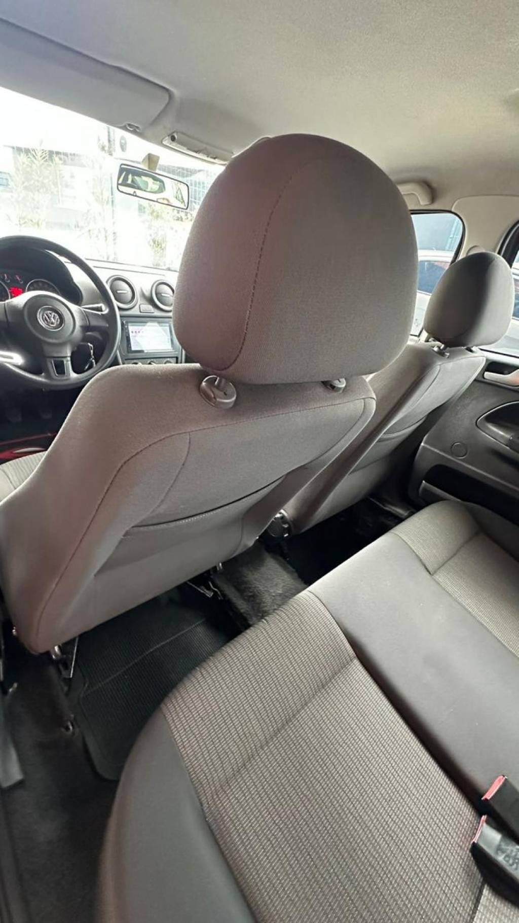 Volkswagen Voyage 1.0 city mi total flex 8v    2014