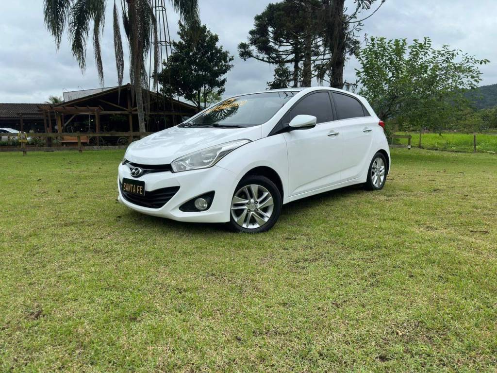 Hyundai HB20S 1.6 prem    2015