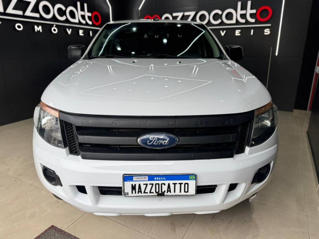 Ford Ranger 2.2 xls 4x4 cd diesel mec. 20v    2014