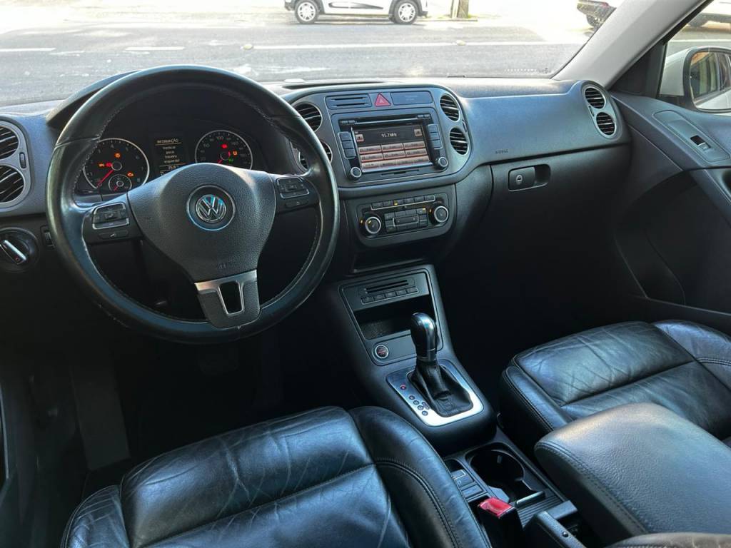 Volkswagen Tiguan 2.0 16v    2011
