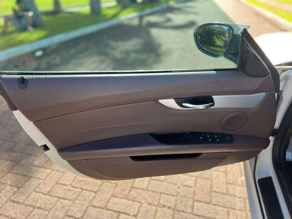 BMW Z4 2.0 sdrive roadster    2013