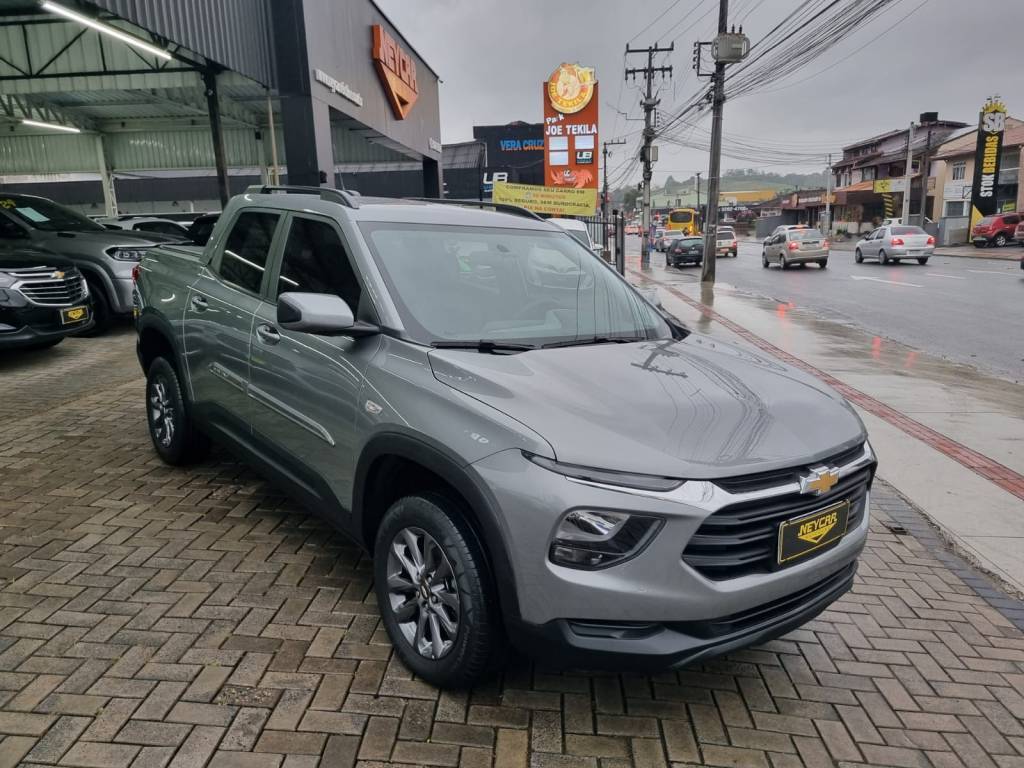 Chevrolet Montana Lt 1.2  Turbo Flex 12V 4p Mec.    2023