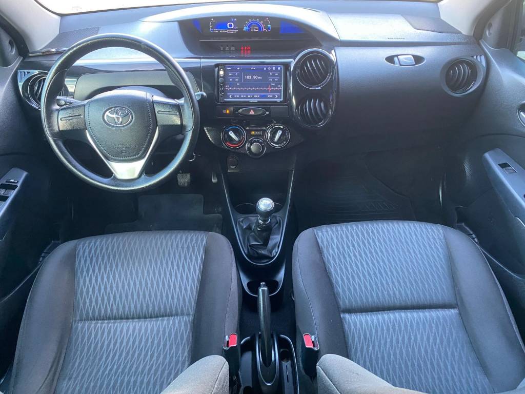 Toyota Etios X 1.3    2019