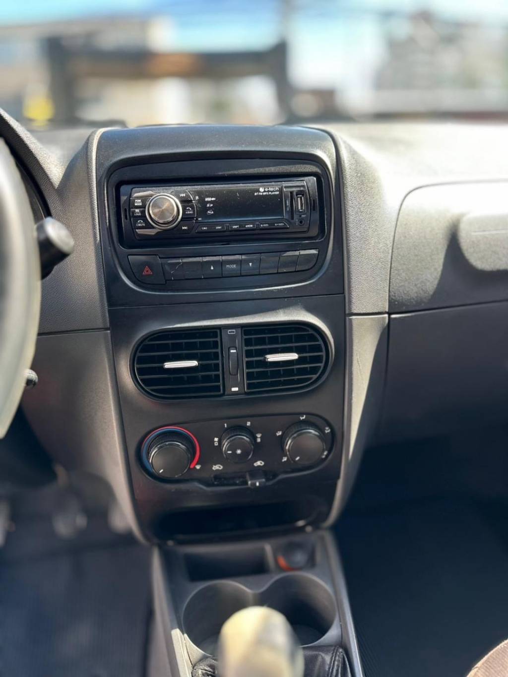 Fiat Strada Working 1.4 mpi fire flex 8v cd    2013