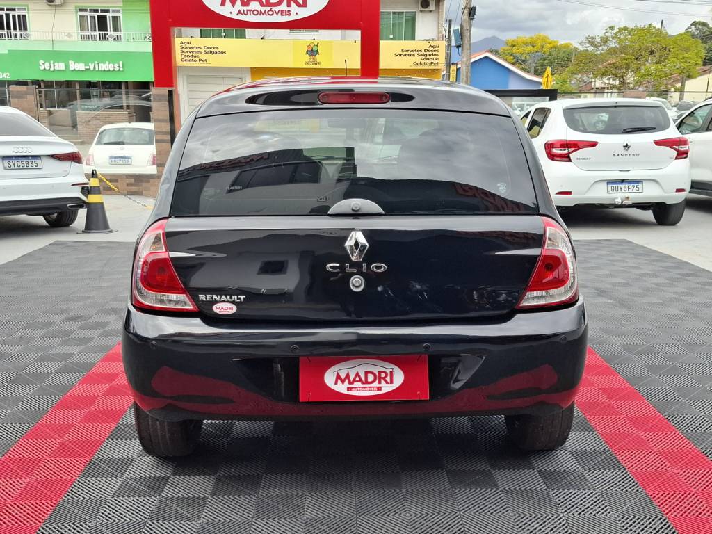 Renault Clio 1.0 16v    2015