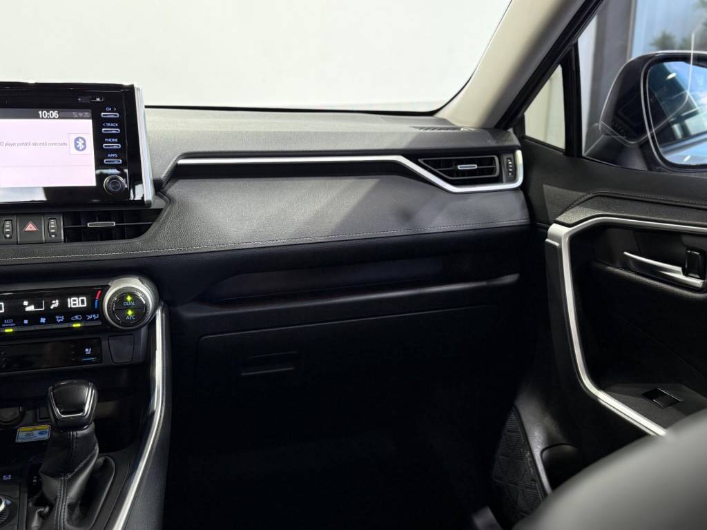 Toyota RAV-4 / 4h sxawd cnt    2021