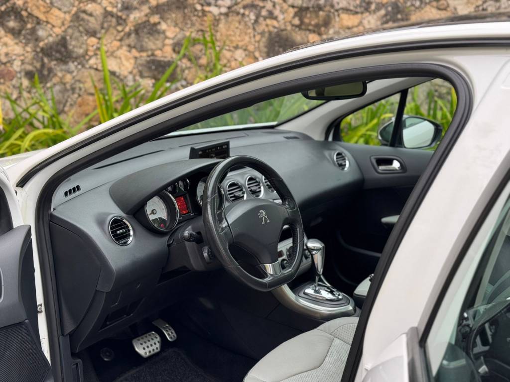 Peugeot 308 1.6 roland garros turbo 16v    2014