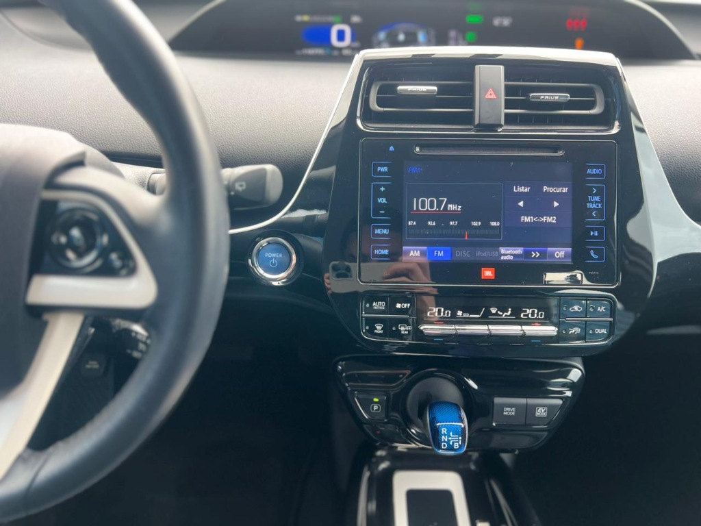 Toyota Prius 1.8 hibrido ( unico dono - todas as revisÕes na concessionaria )    2016